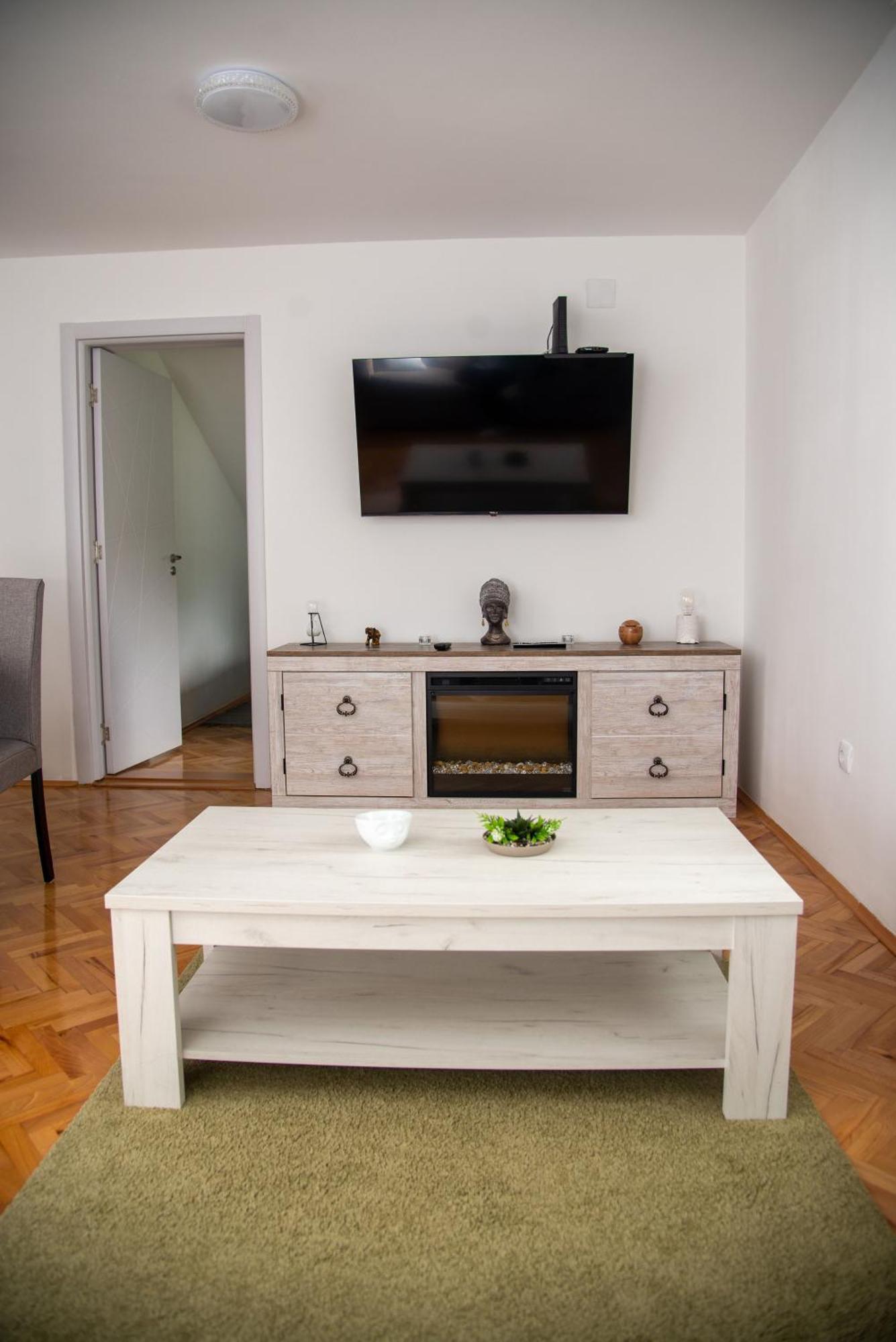 Apartment Cudna Suma Vrdnik